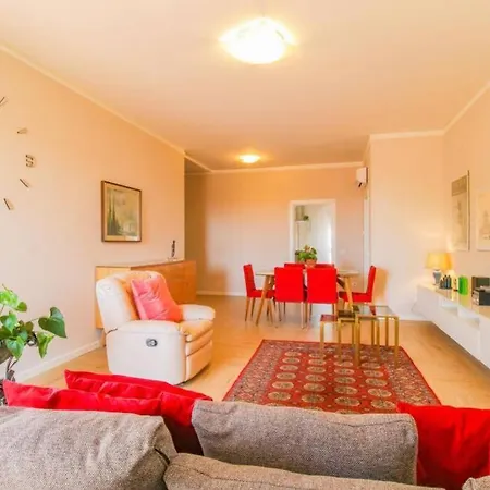 Tuscan Luxury 5 - Elegante Con Balconi Apartment *